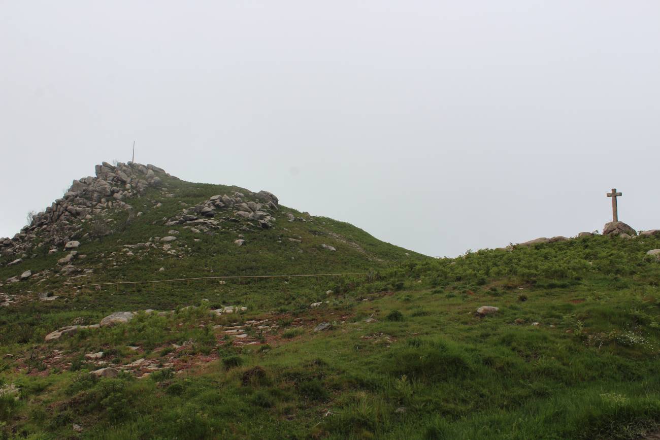 Castro de Chandebrito o monte das cruces