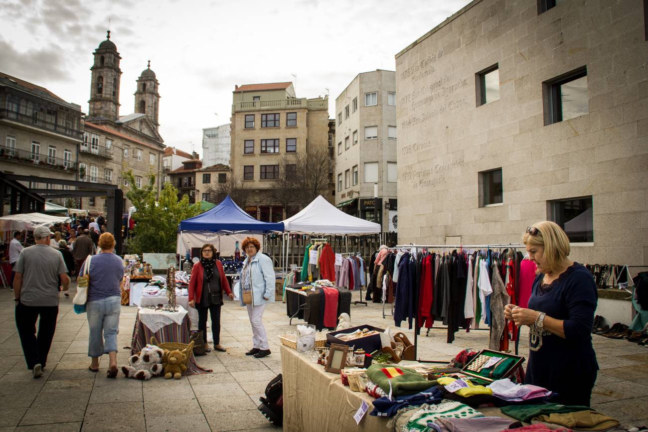 Mercado da Pedra e Rúa das Ostras